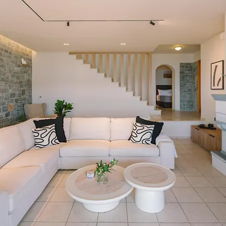 Eos Whisper Elounda